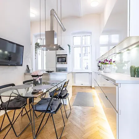 The Hub Vienna By Jr City Apartments Esterno foto