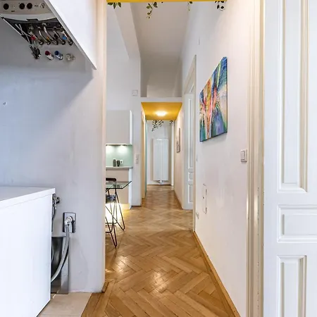 The Hub Vienna By Jr City Apartments Esterno foto