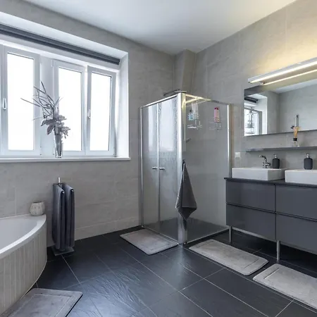 The Hub Vienna By Jr City Apartments Esterno foto