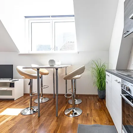 The Hub Vienna By Jr City Apartments Esterno foto